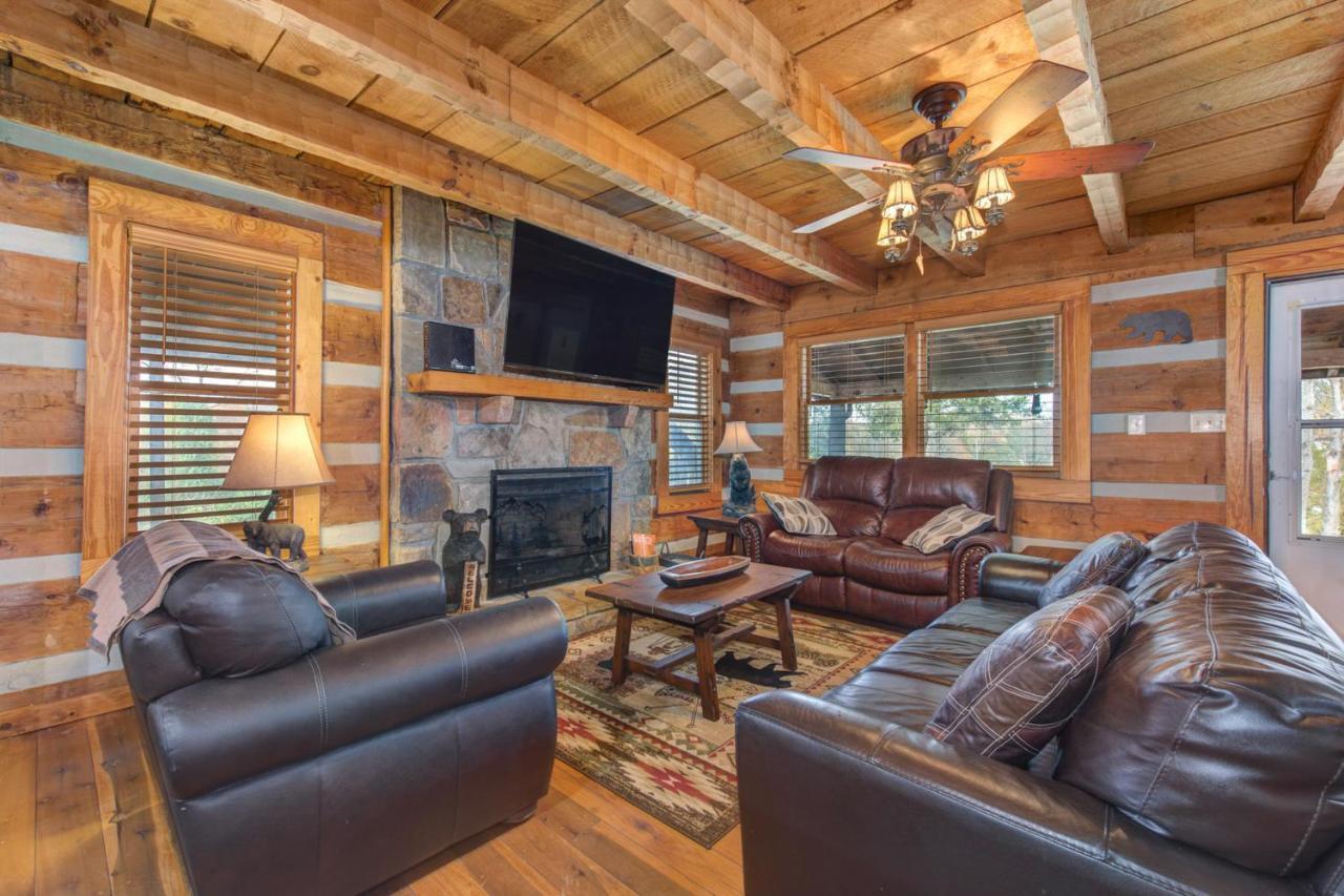 Friendly Bear Two Villa Sevierville Exterior photo