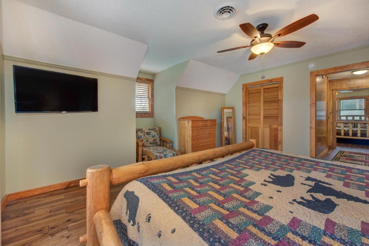 Friendly Bear Two Villa Sevierville Exterior photo