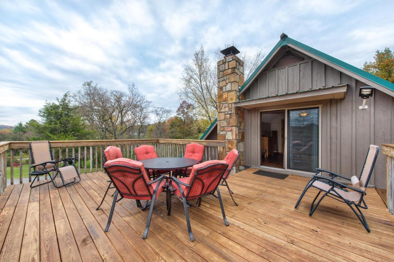 Friendly Bear Two Villa Sevierville Exterior photo